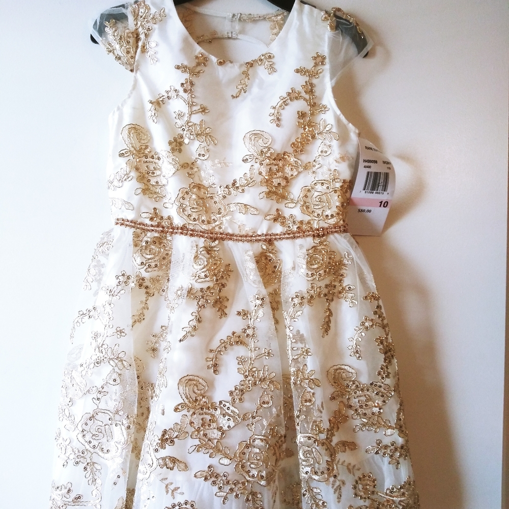 Girls dress off white and gold